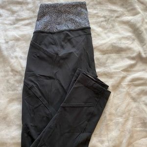23” crop Lululemon leggings
